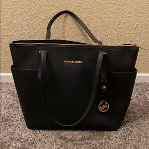 Michael Kors AV-1702 Large tote bag!